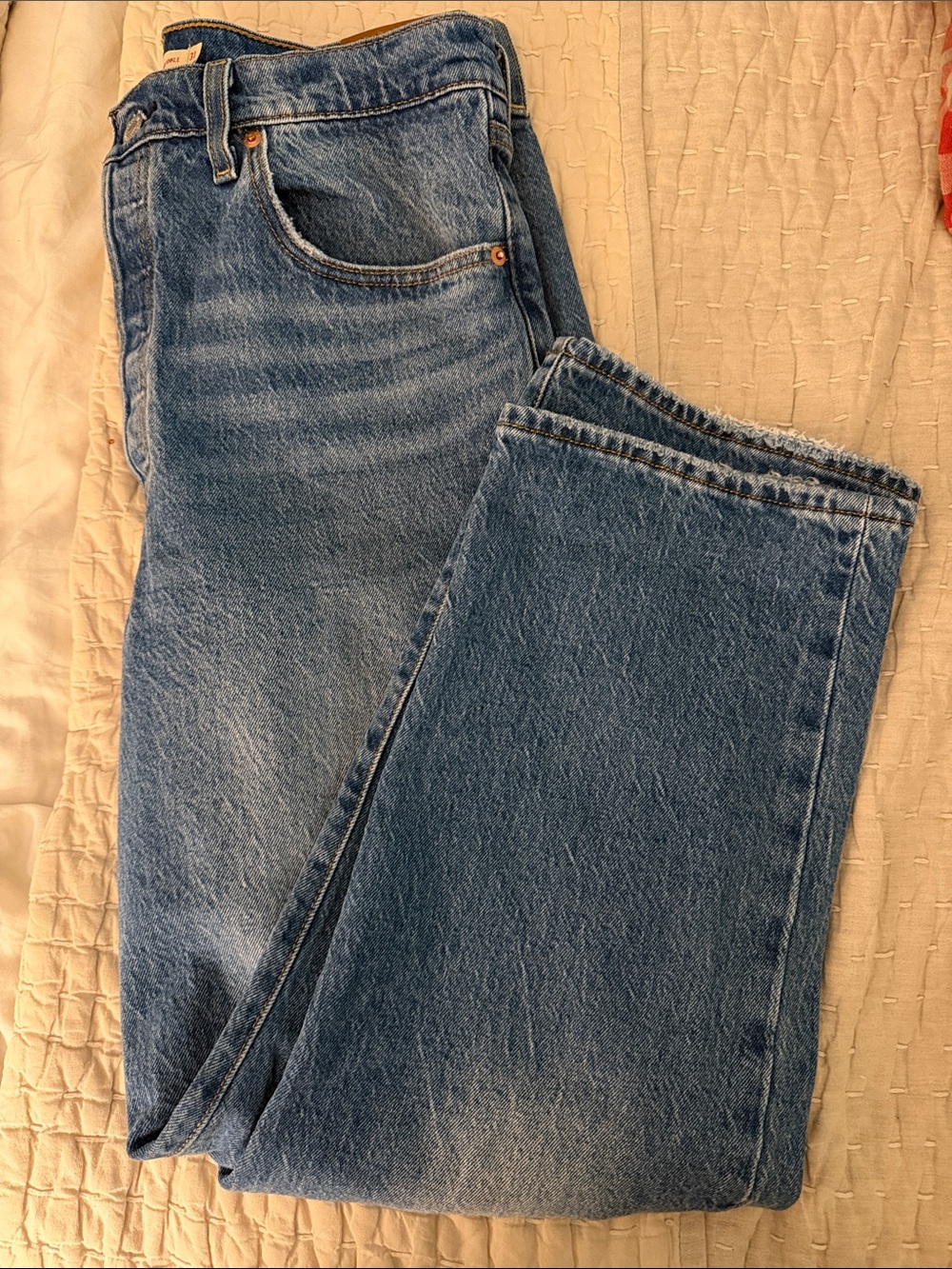 Levi’s straight rib-cage Classic Blue High-Rise Women’s Jeans